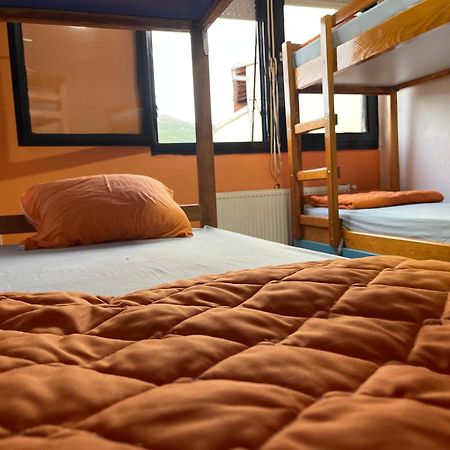 Blue Orange Lake Hostel Охрид Экстерьер фото