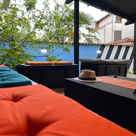 Blue Orange Lake Hostel Охрид Экстерьер фото