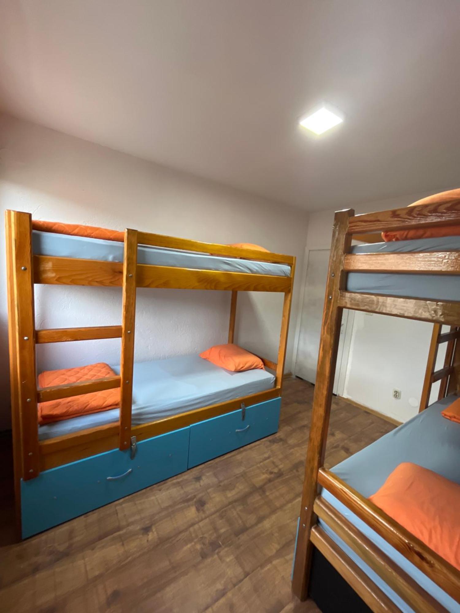 Blue Orange Lake Hostel Охрид Экстерьер фото